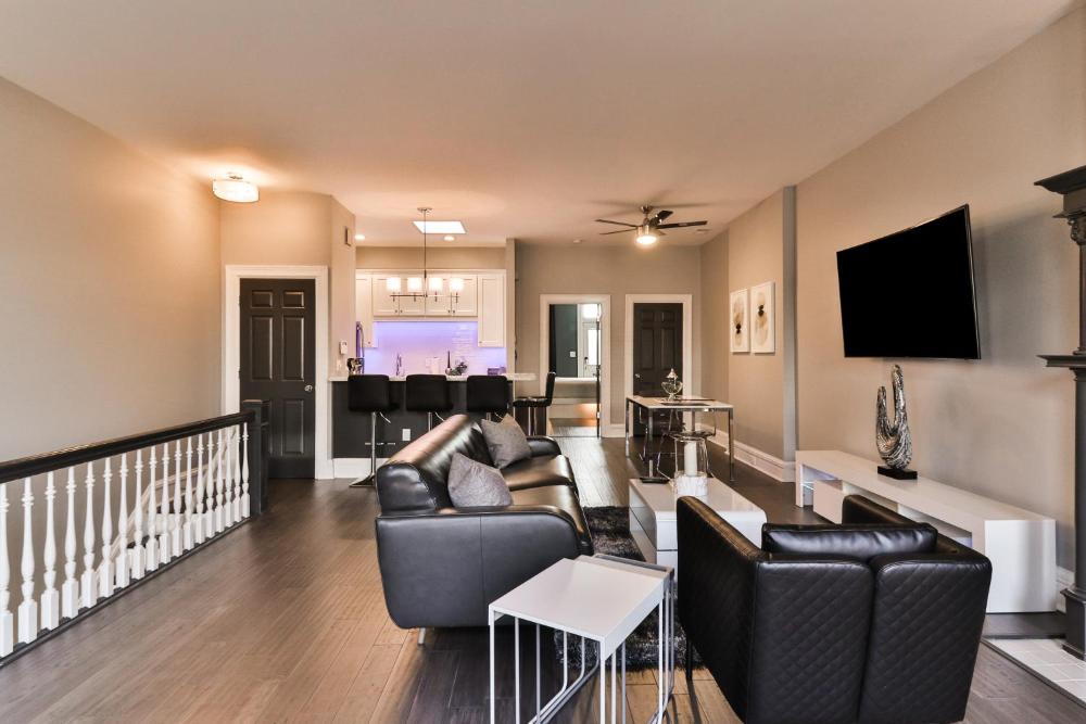 Apartment with Balcony interior